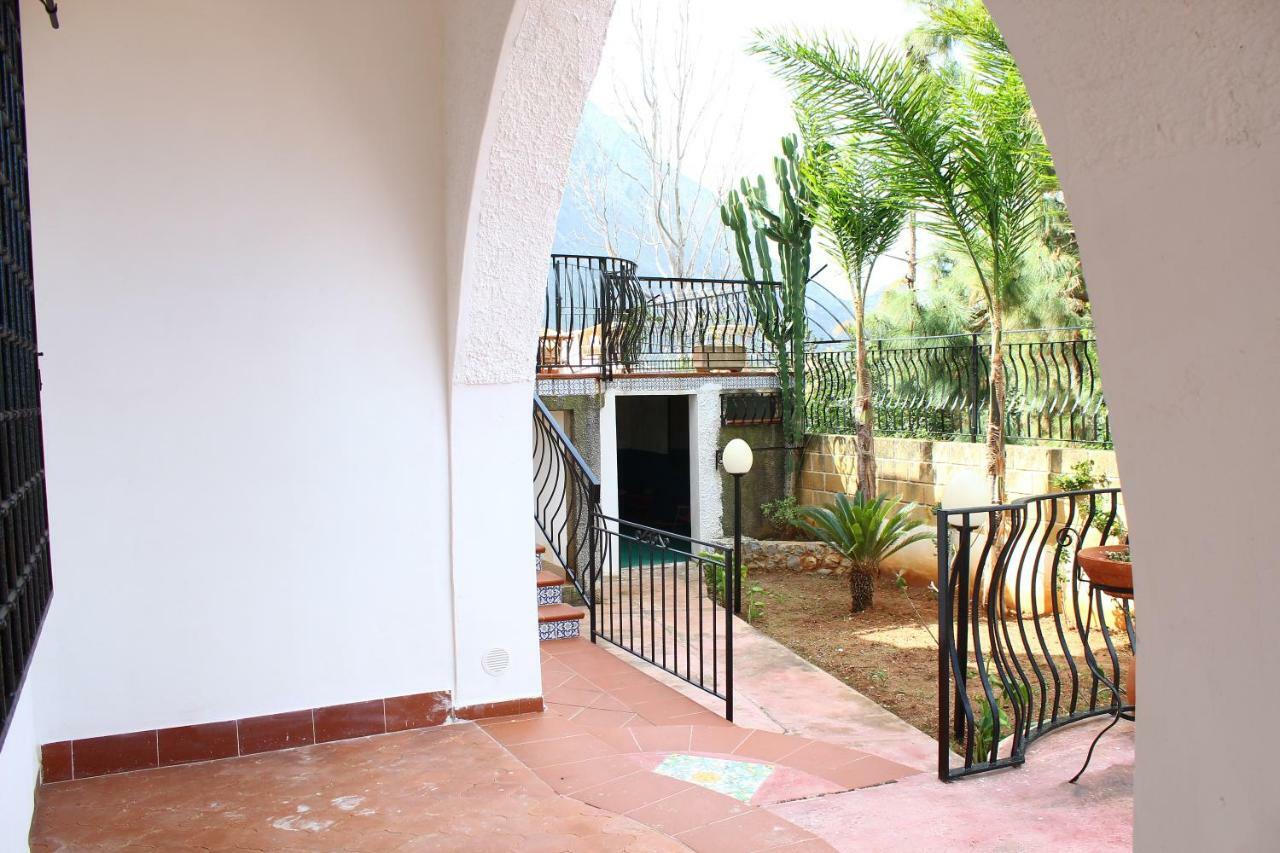 Villa Porto Rais Carini Exteriör bild